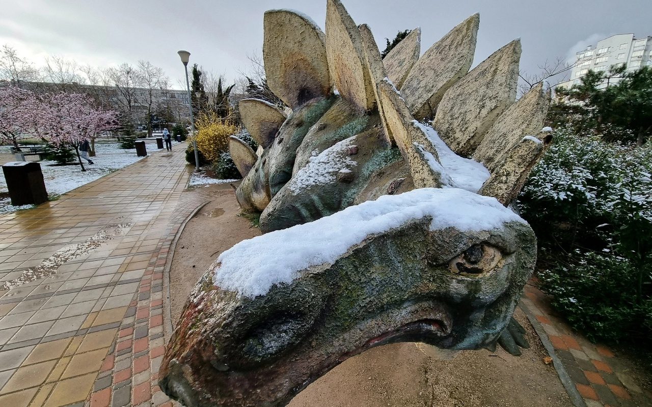 В Севастополе 30 марта выпал снег
