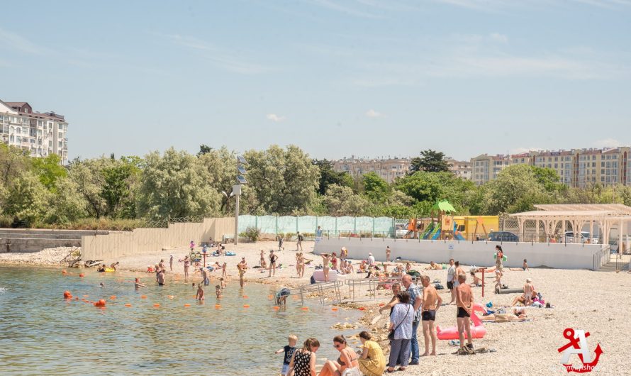 В Севастополе стартовал купальный сезон